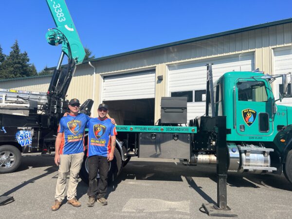 3B756AC8-E002-49B8-B435-CAAE78CAEE4C all serv business owners getting ready to use the commercial cleaning crane
